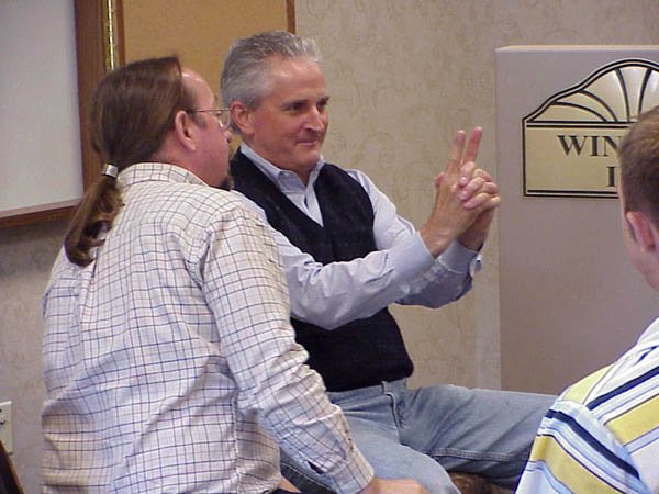 hypnosis-finger-test-and-convincer